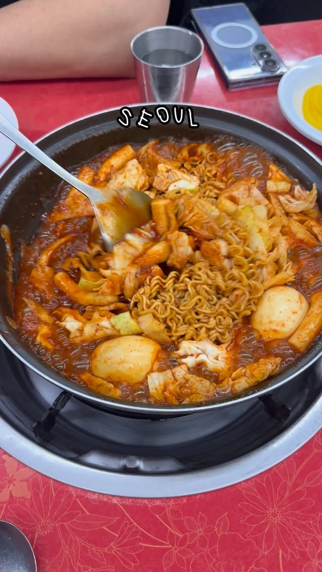 gonguni 게시물 이미지: 진짜 충격적으로 맛있는 즉떡계의 1인자 #애플하우스 에요,,⭐️
여기는 강민경...