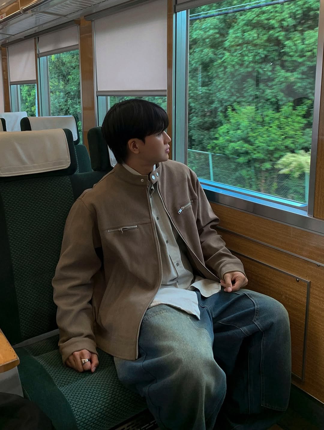 Photo shared by Good Look 굿룩 on November 13, 2025 tagging @t.o_y.o. May be an image of train and text.