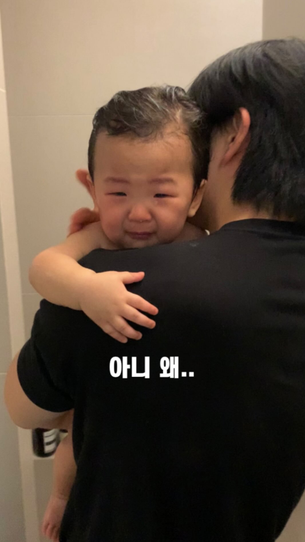 gooniini 게시물 이미지: 아니 보석님들 왜….
갑자기 목욕만 하면 엄청 울어여 왤까요…?
원래 목욕...