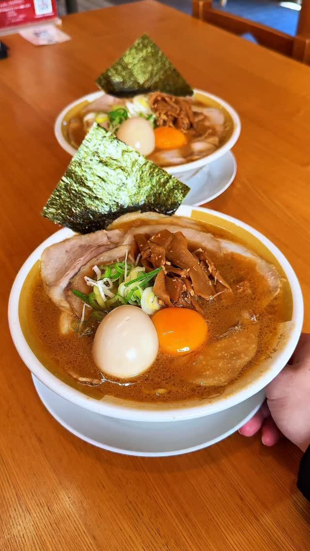 gourmet_lab_japan 게시물 이미지: 【埼玉】丼が完全に消えた。具材１.５倍×濃厚三宝味噌に卵黄ドーンの“特製味噌中華”が規格外

...