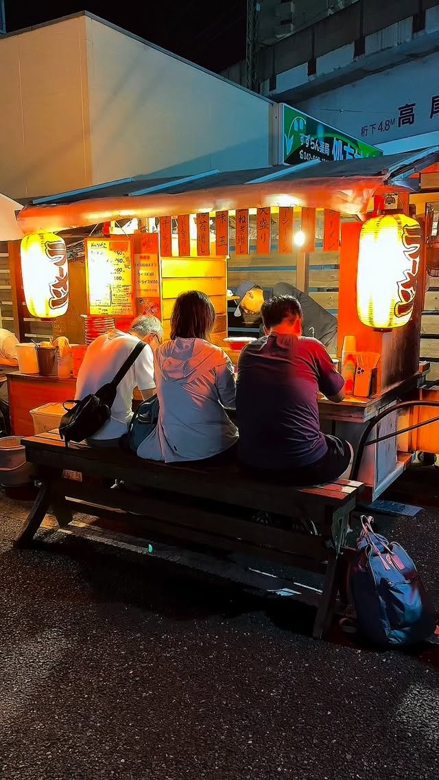 gourmet_lab_japan 게시물 이미지: 【２０２５年】SNSでバズった“行列ラーメン店”３選｜結局ここが勝った

①屋台ラーメン...