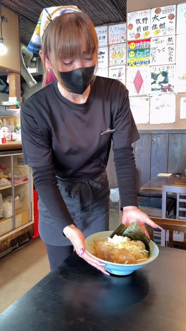 gourmet_lab_jp 게시물 이미지: 【相模原】NAGAHAMAらーめんの“骨が崩れる豚骨スープ”が濃厚すぎた｜長浜ラーメン

【N...