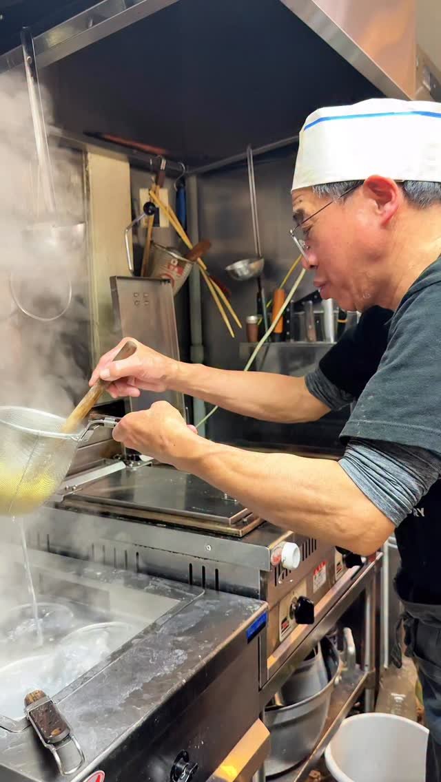 gourmet_lab_jp 게시물 이미지: 濃厚ねぎ味噌ラーメンが中毒すぎる

【熊ぼっこ...