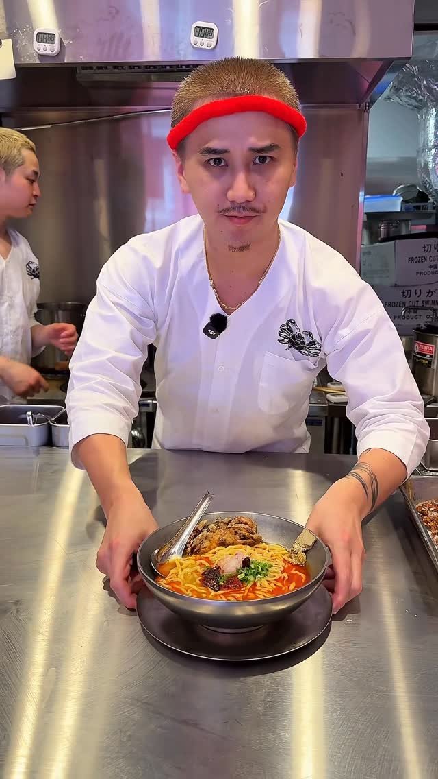 gourmet_lab_jp 게시물 이미지: こめおさんの新店舗！5月4日グランドオープンの贅沢の蟹ラーメン🦀

【ラーメン屋 かにを...