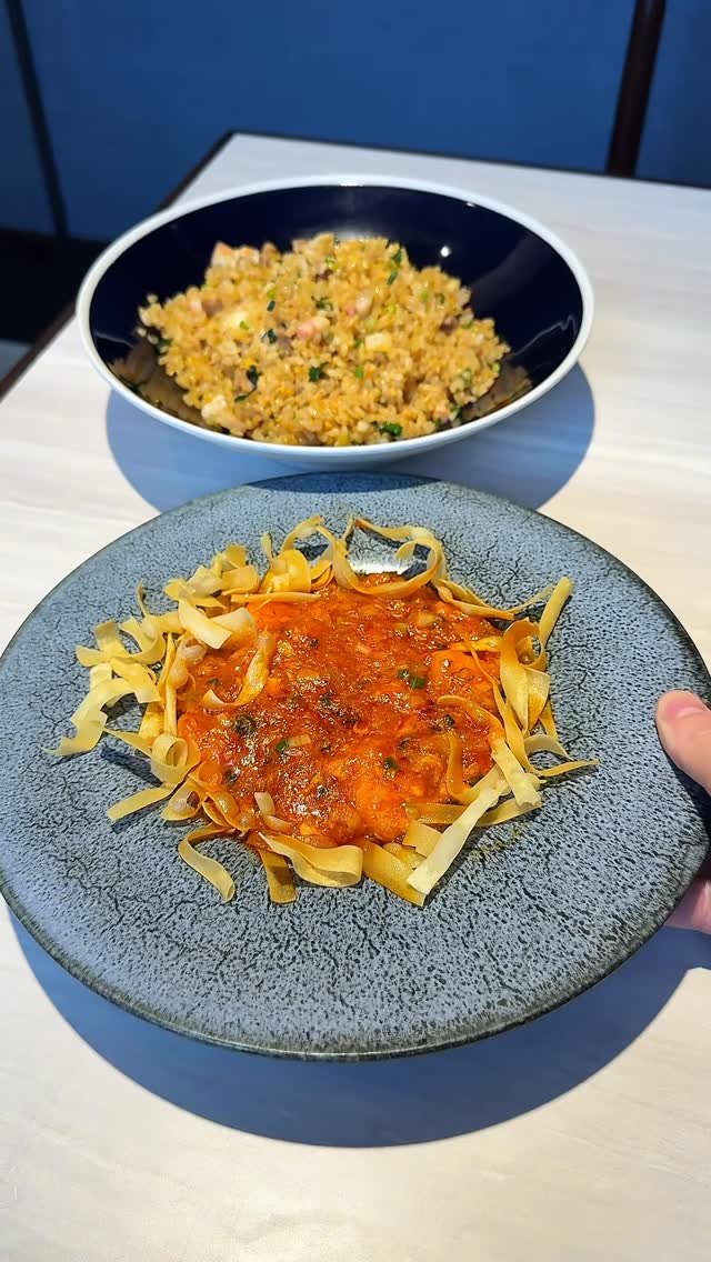 gourmet_lab_jp 게시물 이미지: 絶品ピリ辛チャーハンとぷりぷりエビチリ🍤

【熊龍酒家...