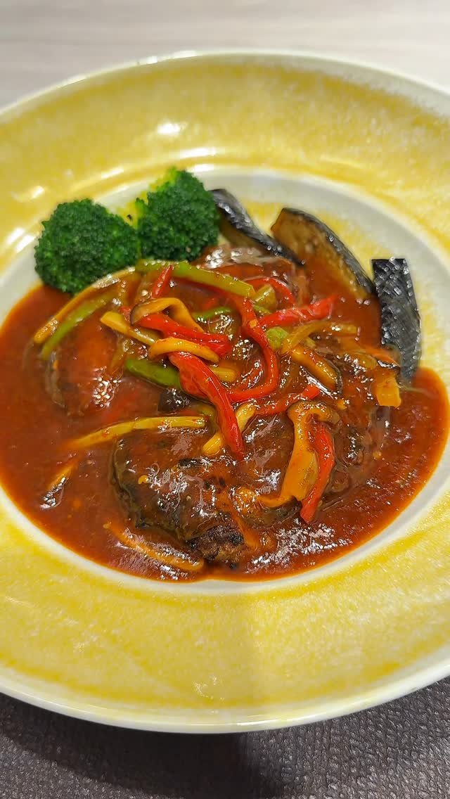 gourmet_lab_jp 게시물 이미지: 香りと痺れがクセになるマーラーハンバーグ🔥

【熊龍酒家...