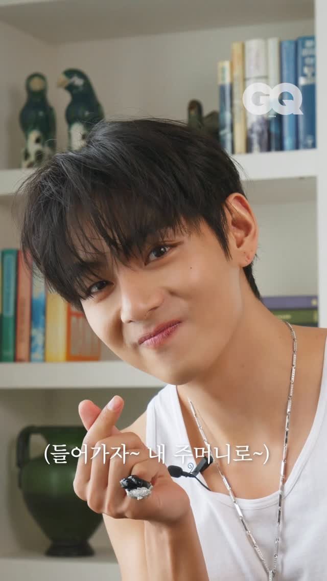 gq_korea 게시물 이미지: #협찬 𝙃𝙀𝘼𝙍𝙏 𝙏𝙊 𝙃𝙀𝘼𝙍𝙏 𝙒𝙄𝙏𝙃 𝙑—♥
뷔가 사랑을 가득 담아 아낌없이...