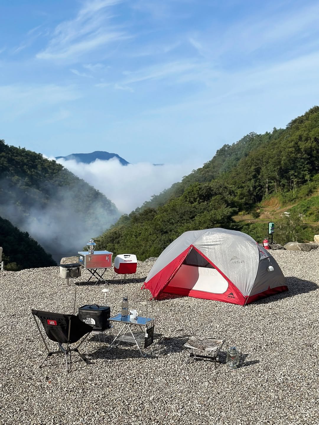 Photo shared by 루나의 캠핑&살림 on September 14, 2025 tagging @campingandstyle, @msr_thermarest_korea, and @lifeoutdoor_kr.