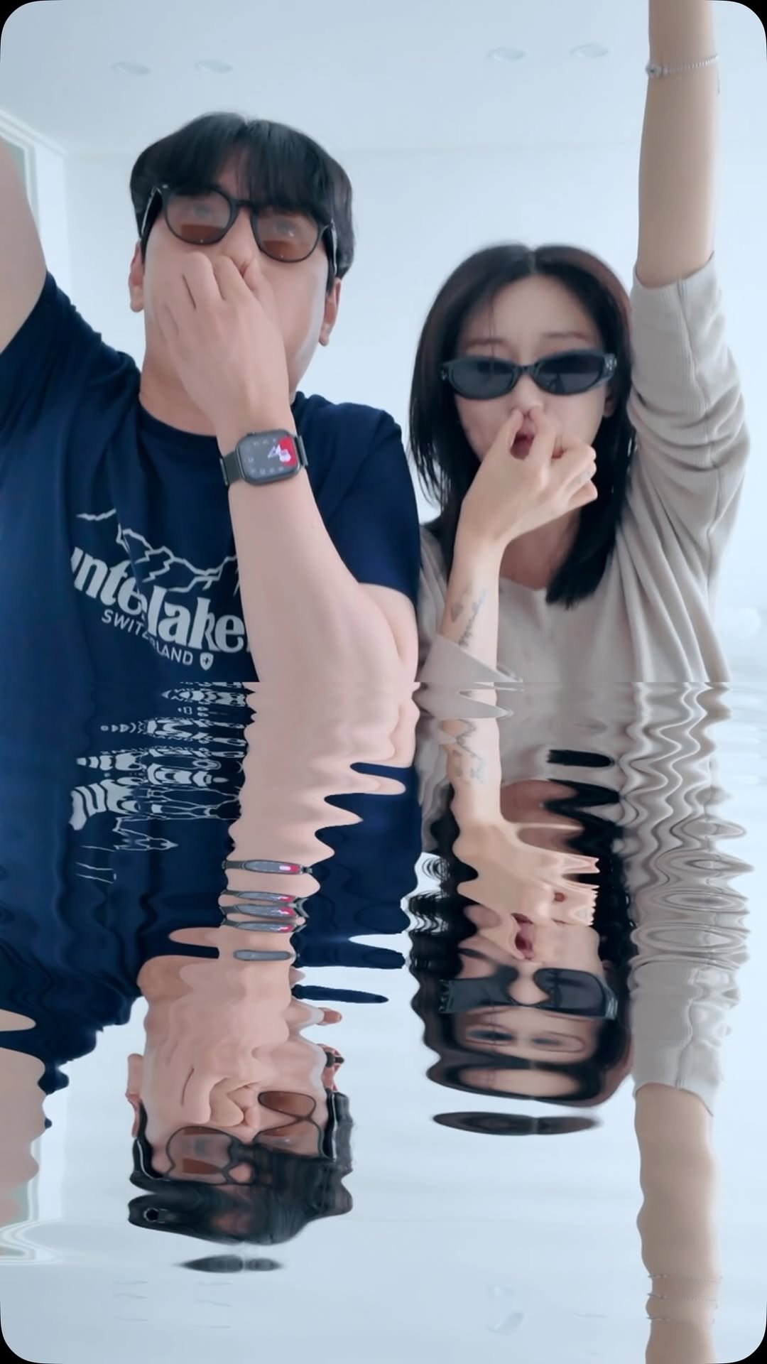 gueul_couple 게시물 이미지: 방구석 수영장 #휴가 #부부 #일상