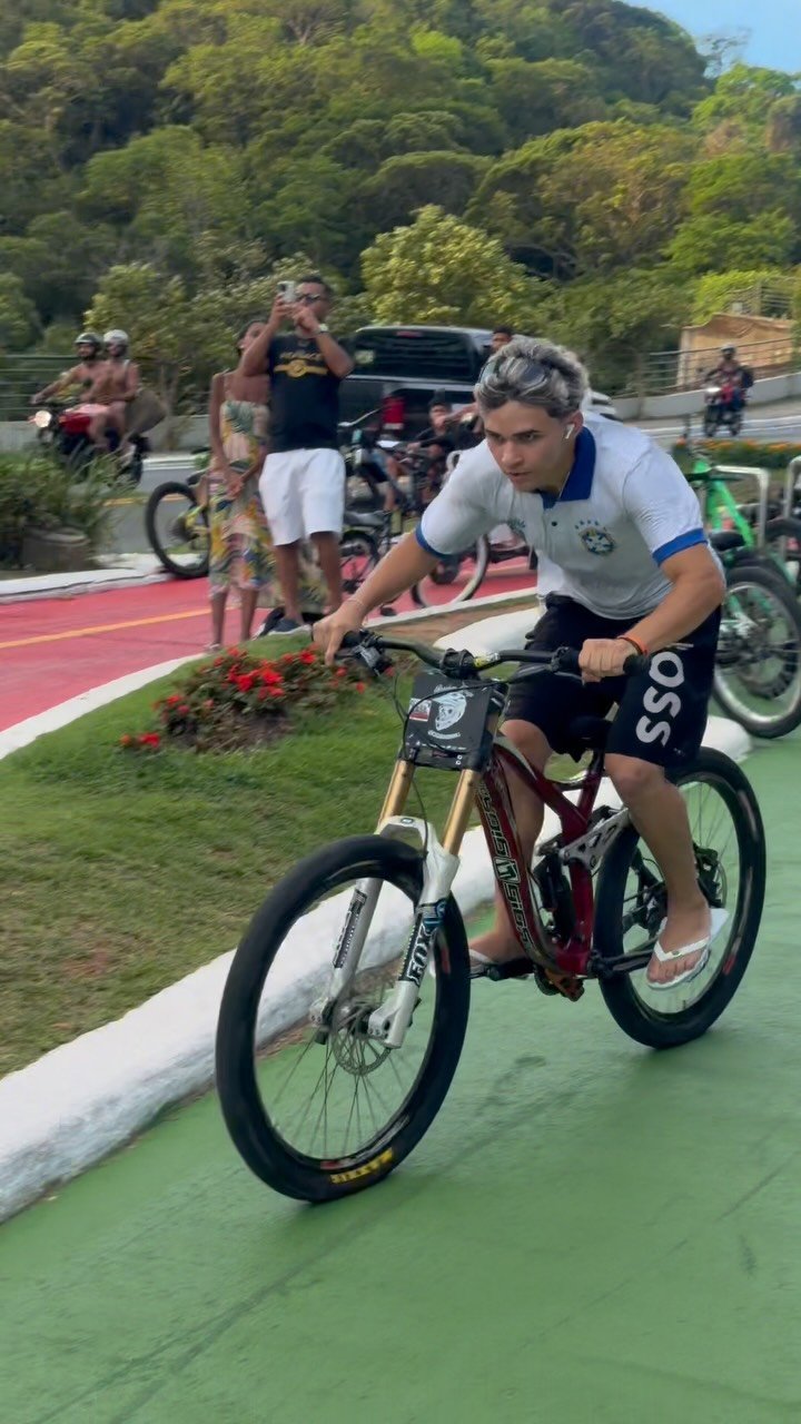 gustagrauu 게시물 이미지: Stage1 dos empinamentos🤣🤯