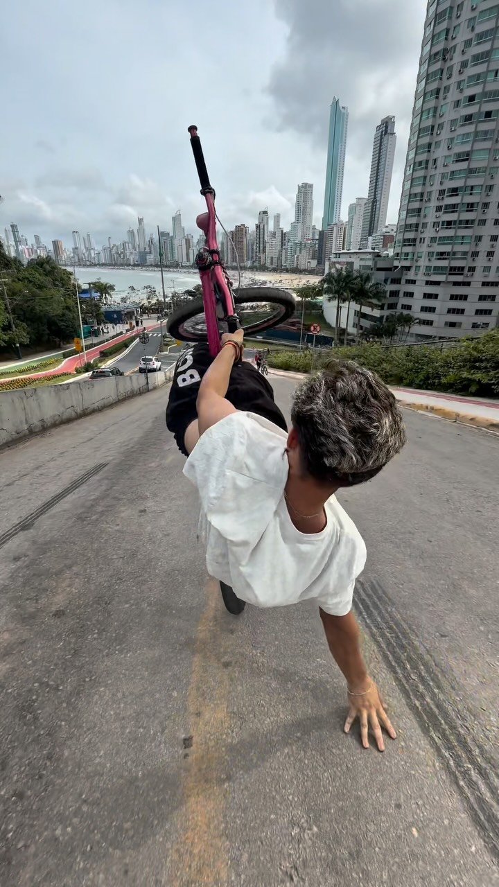 gustagrauu 게시물 이미지: Na descida proibida😳🔞🔥