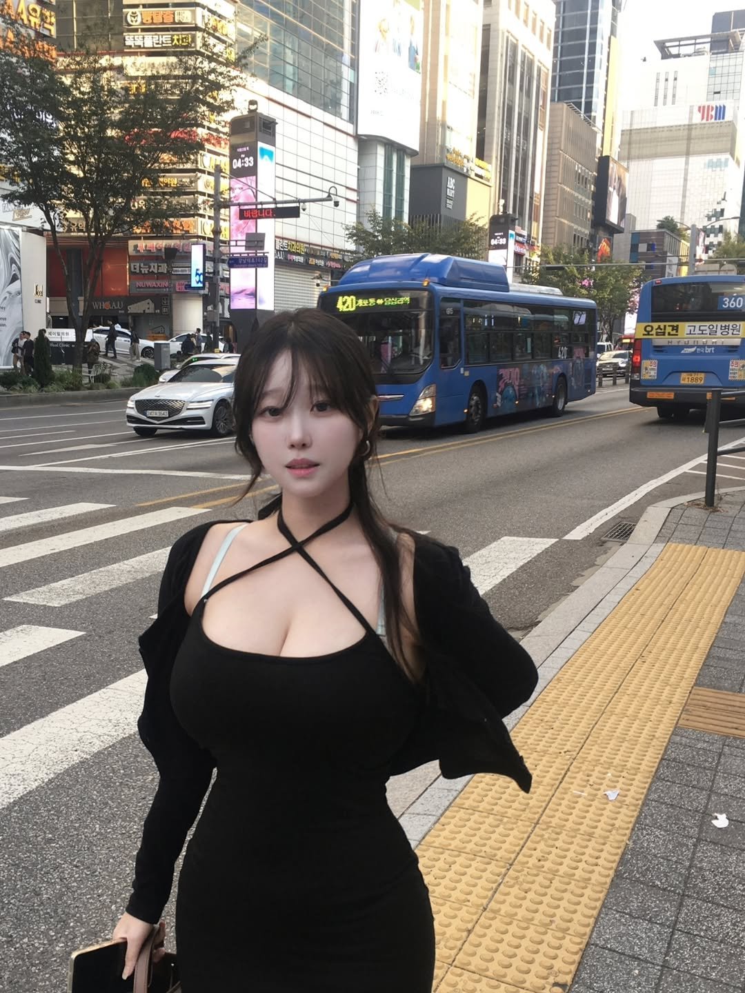 Photo by 현서 on November 01, 2025.