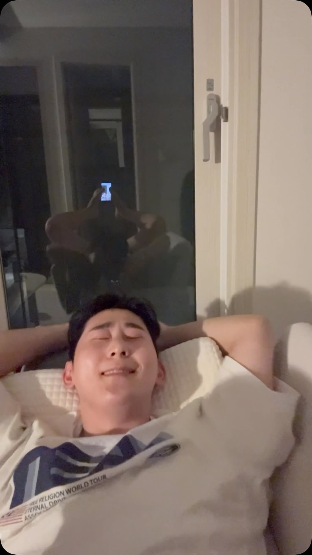 gustmd25 게시물 이미지: 날 너무 좋아하는 여자친구