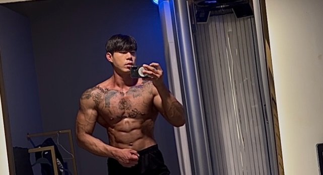 gymcity_mplee_ 게시물 이미지: 깜둥이

#운동 #태닝 #bodybuilding #bodycheck