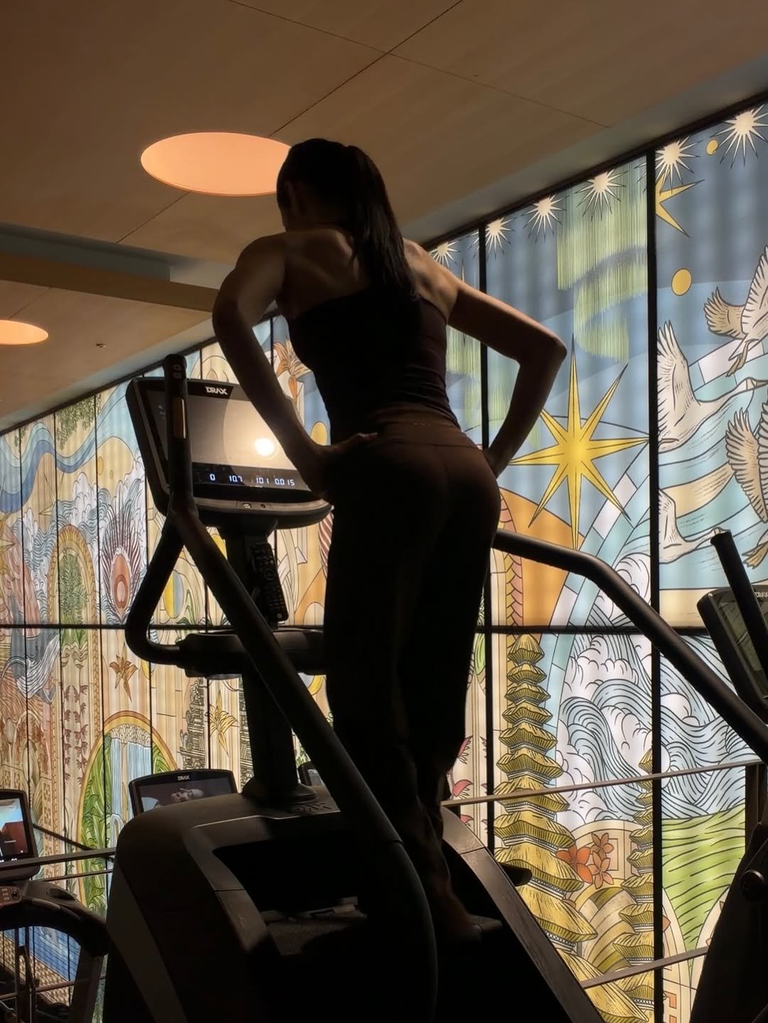 gymsummerfairy 게시물 이미지: 일단 움직여보세요 이렇게 멋진 곳에서 @resortfitness