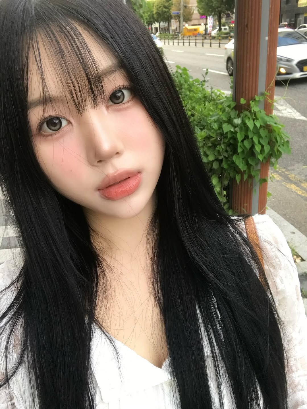 Photo by 현서 hyunseo on September 26, 2025. May be an image of 1 person, hair and text.