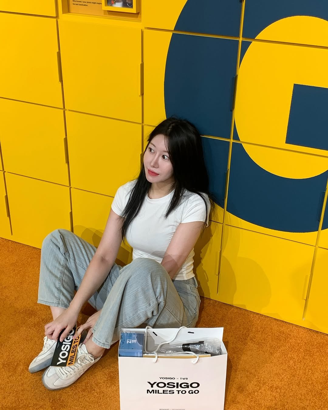 Photo shared by 흿 on June 11, 2025 tagging @yosigo_yosigo, and @groundseesaw.