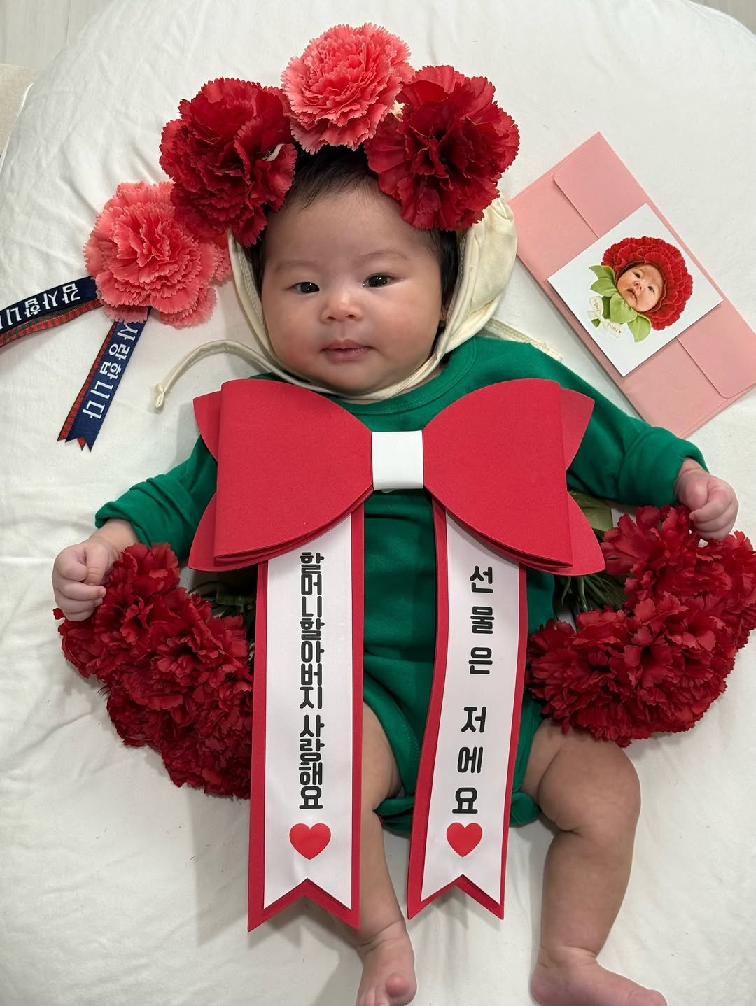h.s.s.u.k 게시물 이미지: ˗ˏˋ 어버이날 ˎˊ˗

내가 부모라니…👨🏻👩🏻
해온 카네이션으로 효도...