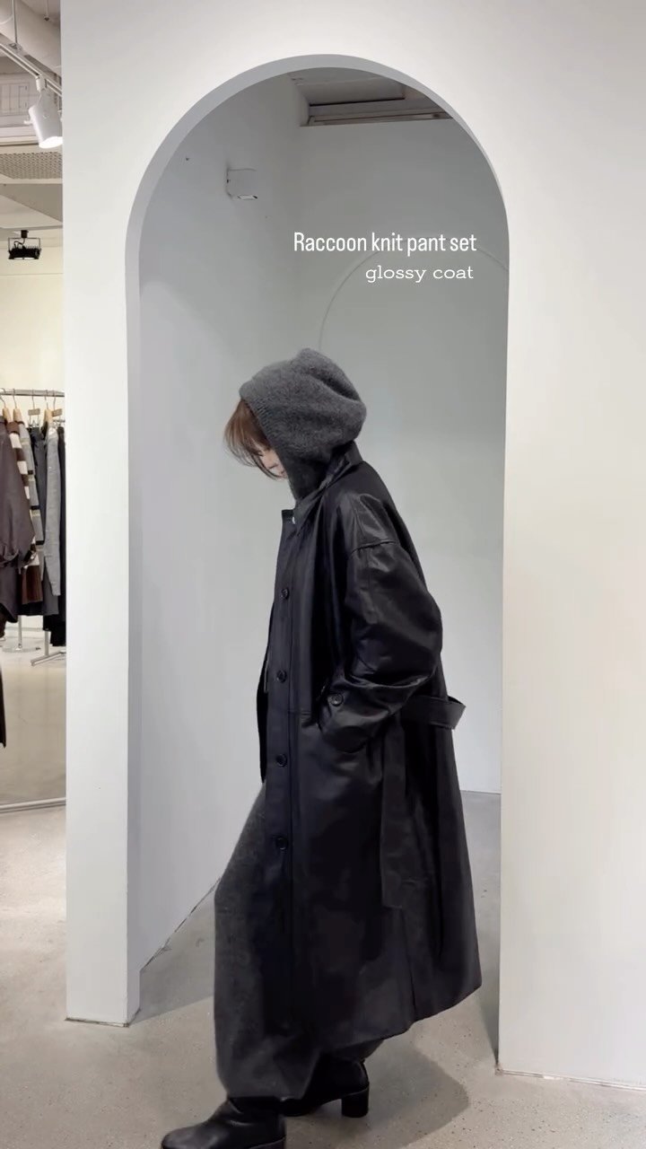 h____3003 게시물 이미지: 글로시 코트에
주문 폭주 라쿤 후드셋 ✔️

차콜 컬러입니다

➖

라쿤후드세트...