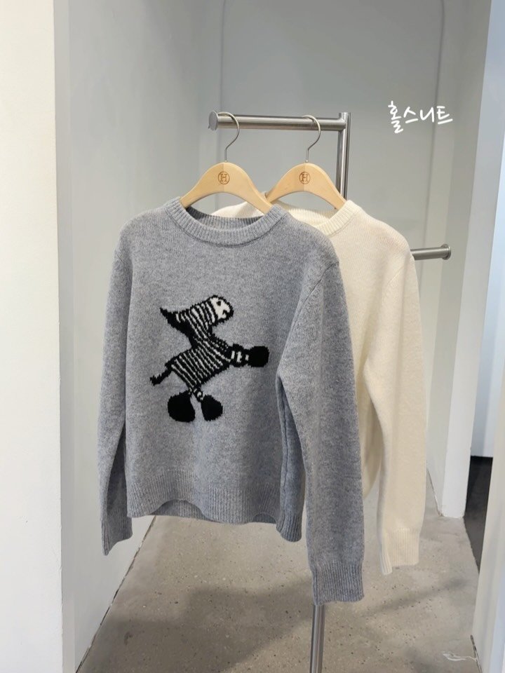 h____3003 게시물 이미지: 홀스 니트

귀여운 베이비 얼룩말 입니다
무거운 겨울 공기에 텐션을 불러주네요...