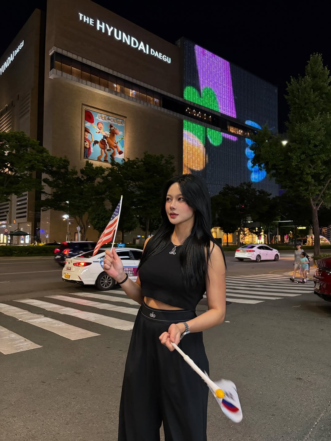 h__yeppy 게시물 이미지: 🇰🇷평일에는 퇴근이 늦어서 주말마다 남자친구랑 집회🇰🇷
두 명이라도 더 목소리에...