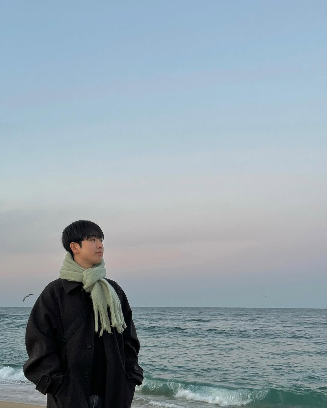 h_s_chans 게시물 이미지: .
짱 추운 강릉바다