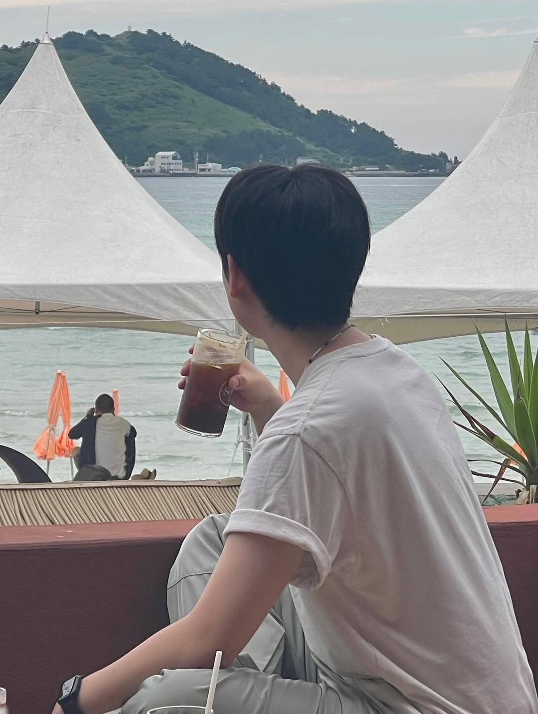 h_s_chans 게시물 이미지: .
여름 제주도 느좋💚🌱☘️