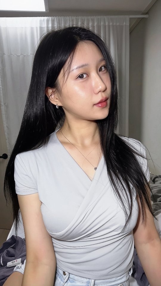 ha_dragon_daily 게시물 이미지: [LIOF X 팔로워 깜짝 증정 이벤트!] 🎁
저만 촘촘하고 탄탄한 속눈썹 가질 순...