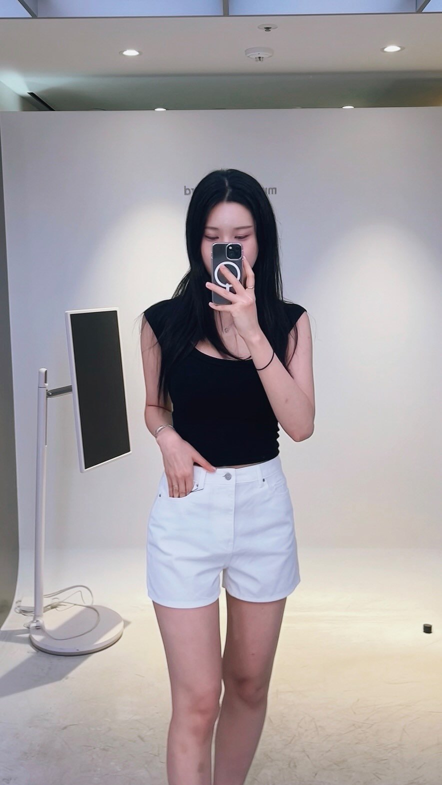 ha_dragon_daily 게시물 이미지: 댓글로 '무신사' 달면 개별 상품 링크 묶어서 보내드릴게용 팔로안해도댐
아니 아까...