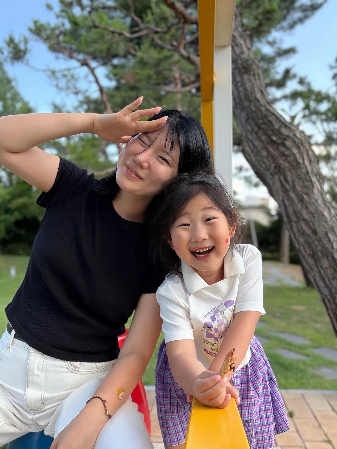 ha_gyeom79 게시물 이미지: 40살 1월의 저를 보니 지금과는 정말 많이 다르더라고요.

이번에는 단순히 살만...
