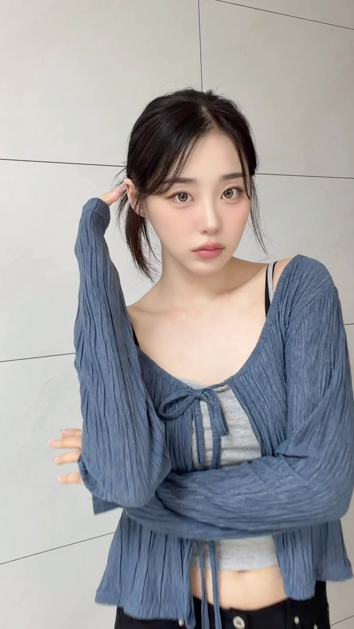 ha_sobin 게시물 이미지: 인생샷 건지는 살 안 타는 여름 가디건 추천🤍

🤍 가디건 정보

* 김아홉 크리즈...