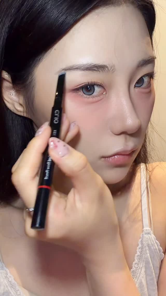 ha_sobin 게시물 이미지: 후쿠오카 바다 가기 10분 전 인간 윤슬 메이크업🌊 #makeup

(사용제품은 공지에🍀)