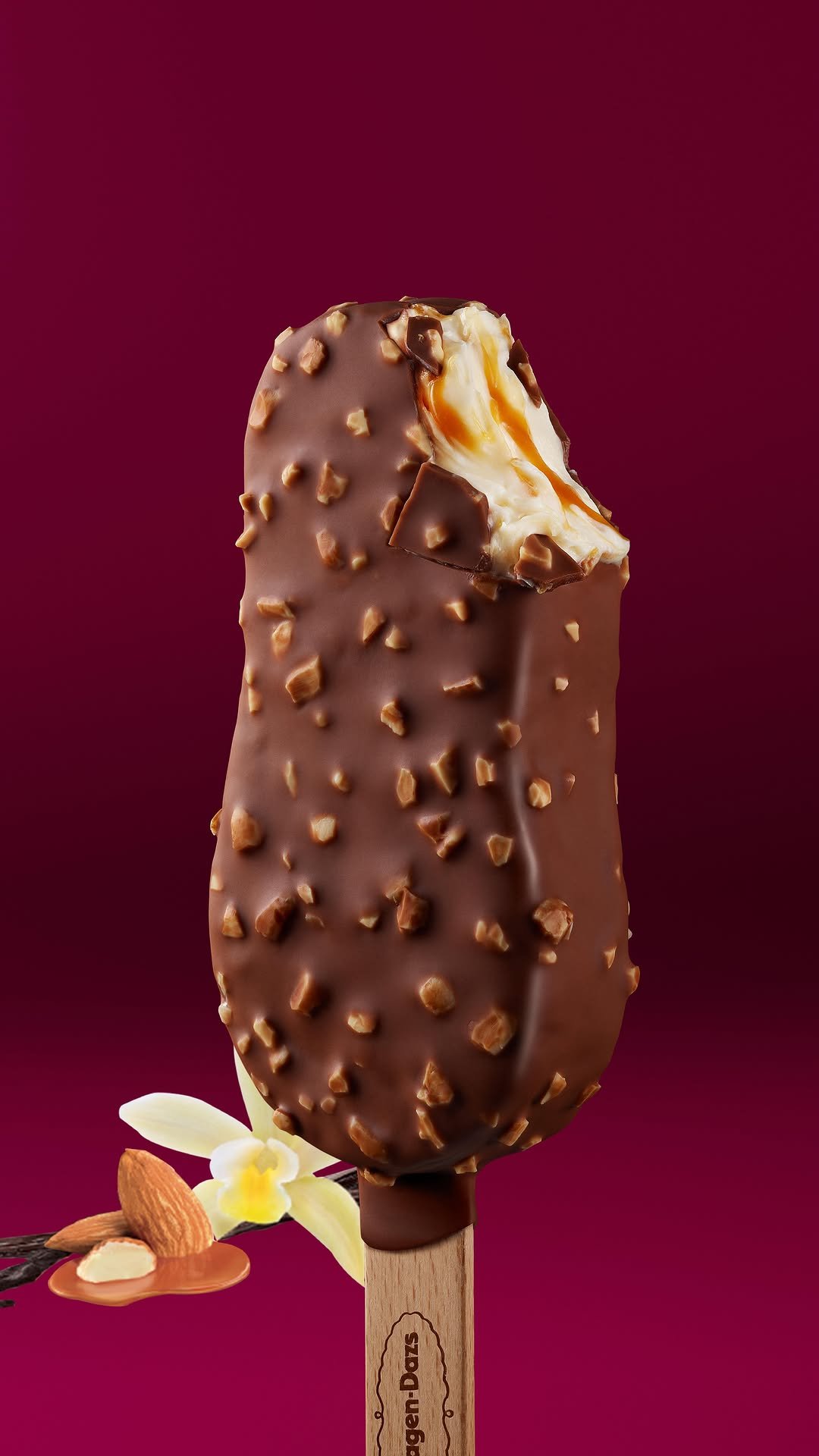 haagendazskorea 게시물 이미지: ⠀
아쉬운 연휴 마지막 날을 달콤하게 달래줄
바닐라 카라멜 아몬드...