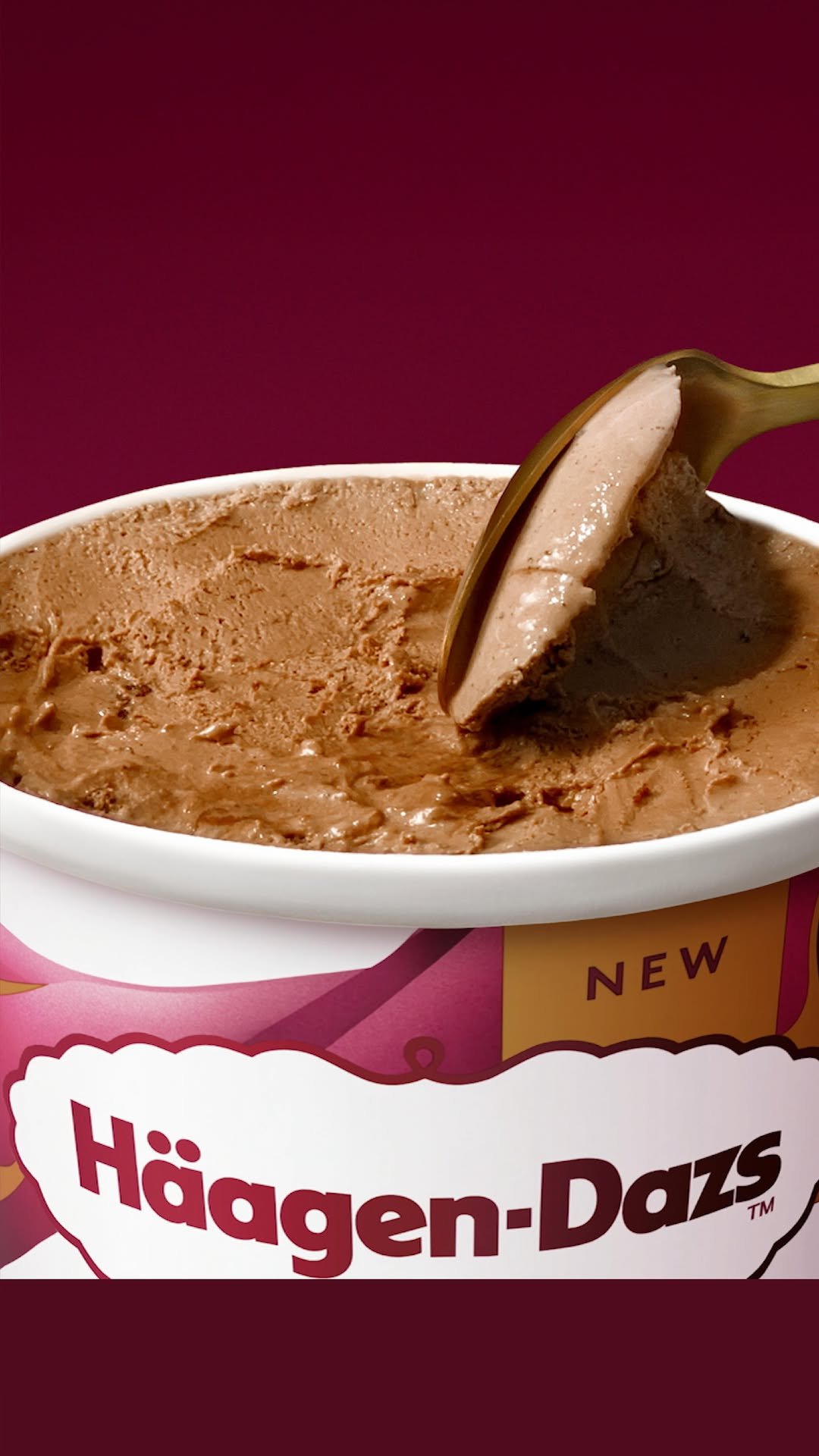 haagendazskorea 게시물 이미지: ⠀
𝗡.𝗘.𝗪 하겐다즈 초코 브라우니🍫

초코 러버들을 위한 희소식!

깊고 진한...