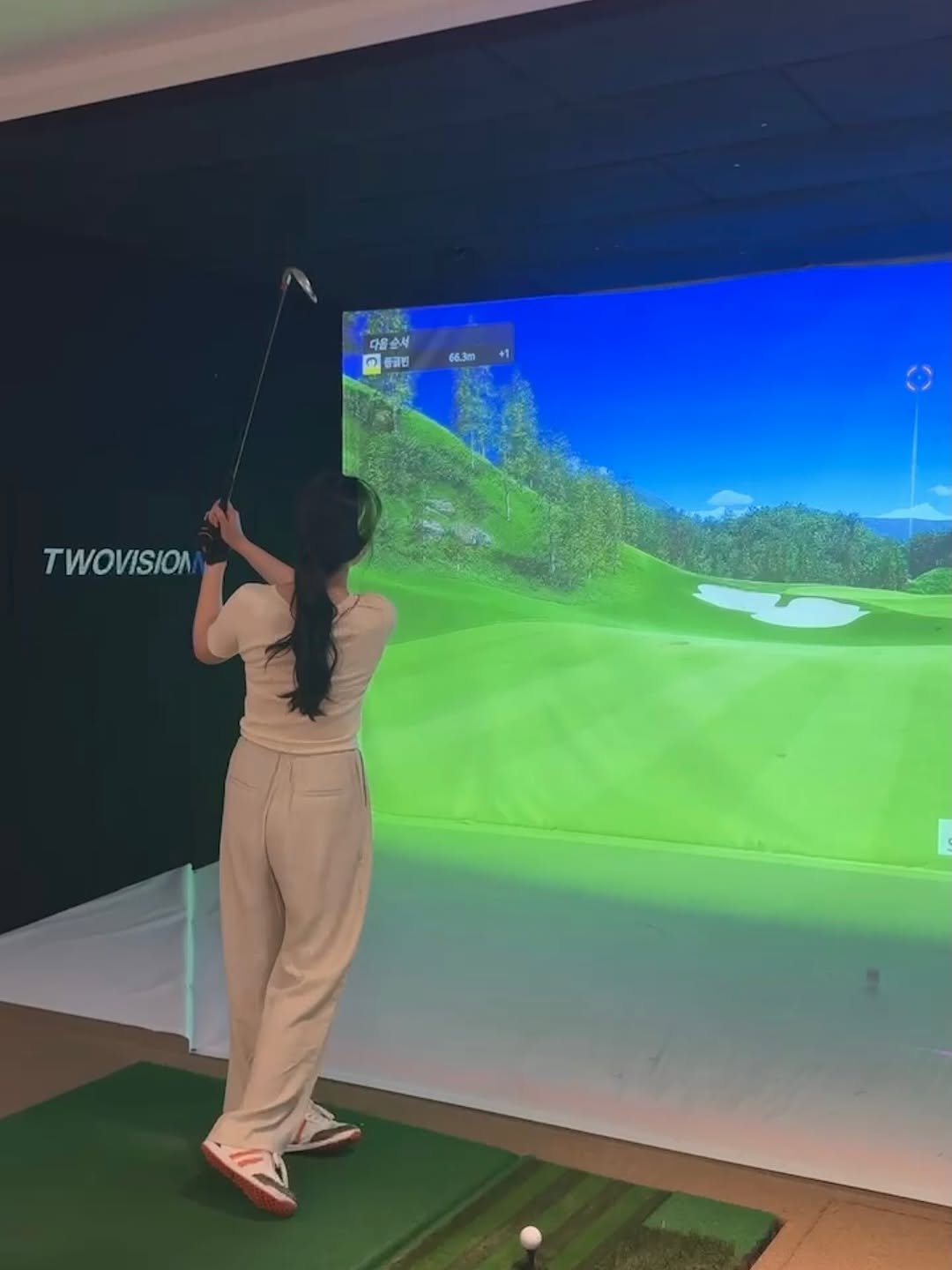 haebbi_golf 게시물 이미지: 비 오는 날엔 스크린으로 라운드 ☔⛳