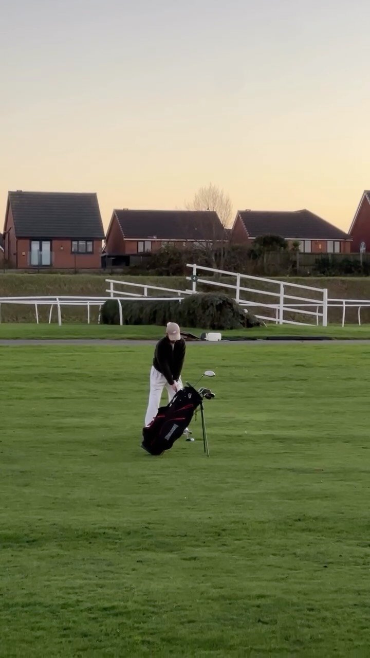 haebbi_golf 게시물 이미지: 공 조심하세요 ~