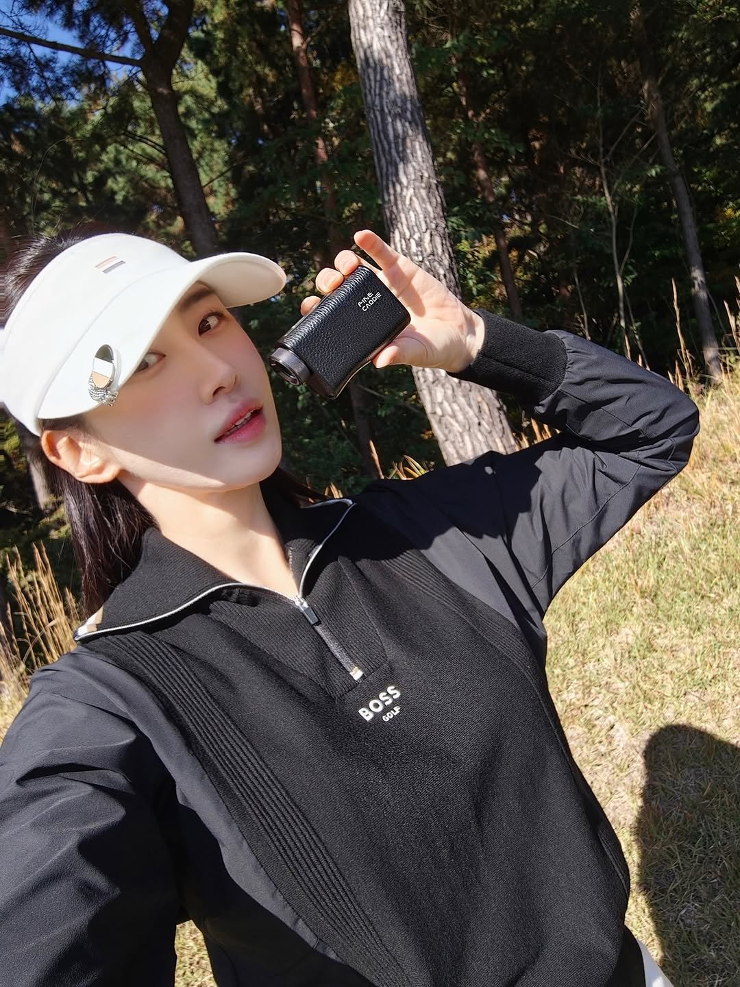 Photo shared by 해롱이 ❤️ on November 11, 2025 tagging @finecaddie_official. May be an image of golf, golf course and text.