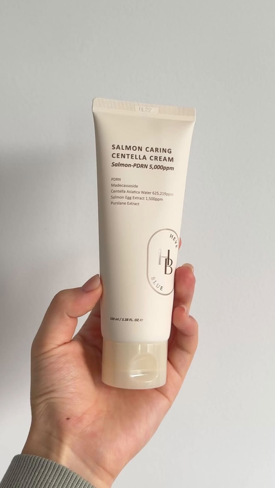 hailey.ra 게시물 이미지: this cream from @heveblue_global is amazing...