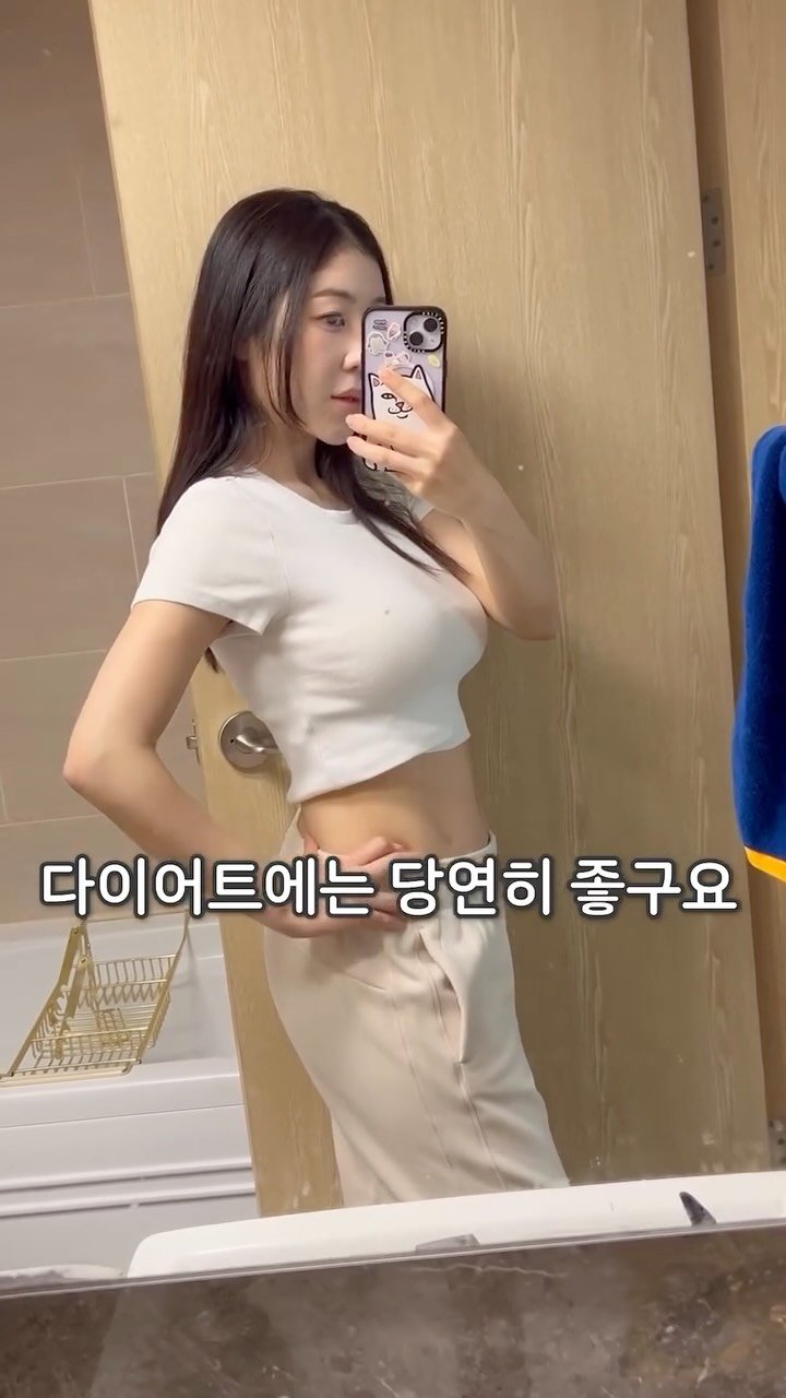 hailey_world__ 게시물 이미지: 두유의 변신은 무제한🌟
아침 공복에 두올샷으로 건강챙기고 있어요
곡물이라 든든하고...