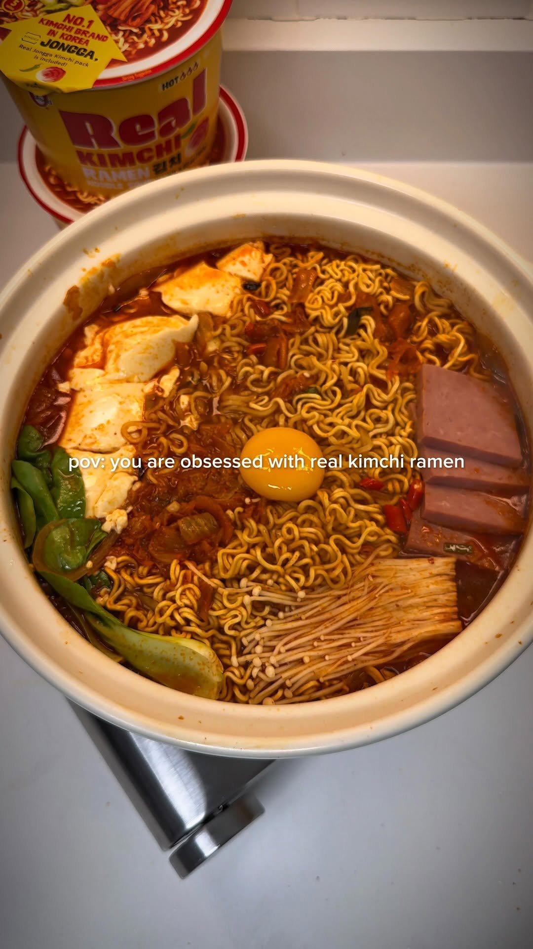 haileyateit 게시물 이미지: This isn’t your average kimchi ramen 🍜
It’s...