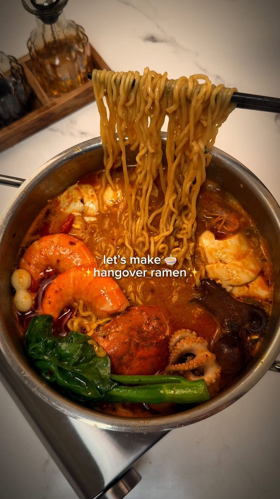 haileyateit 게시물 이미지: Hangover🫠? A spoonful of chili oil and seafood...