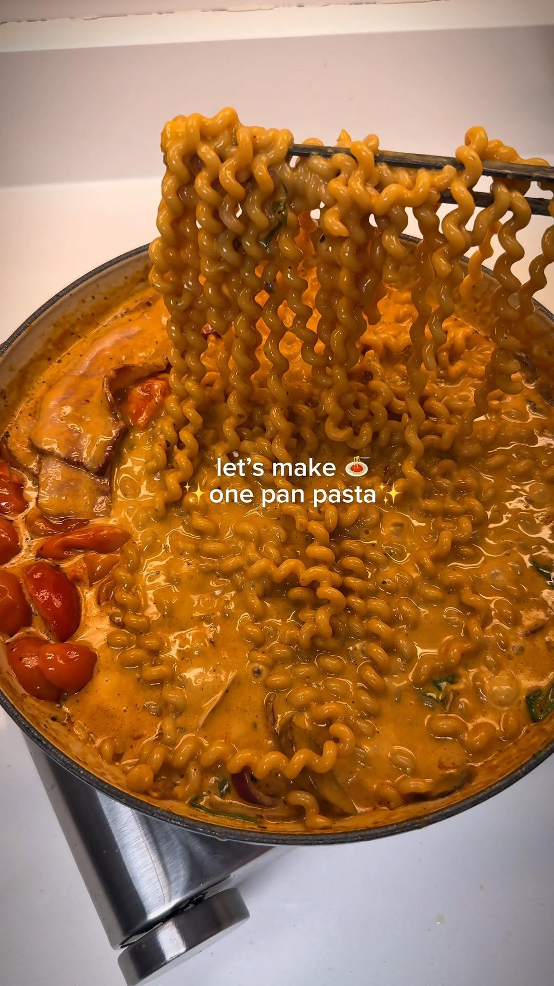 haileyateit 게시물 이미지: This ain’t your average one-pan pasta🍝...