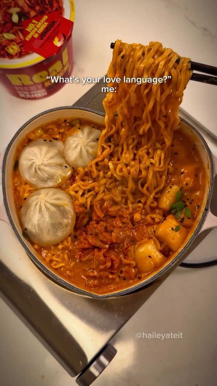 haileyateit 게시물 이미지: This ain’t your average ramyun 🔥
Sweet, spicy,...