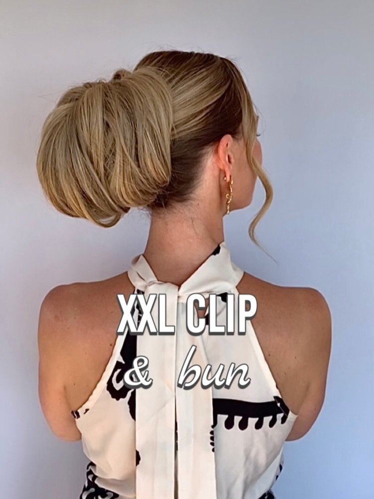 Photo by Claudia | Hairstyles on April 27, 2026. May be an image of one or more people, blonde hair, hairpin and text that says 'XXL XXLCLIP CLIP c& bun'.