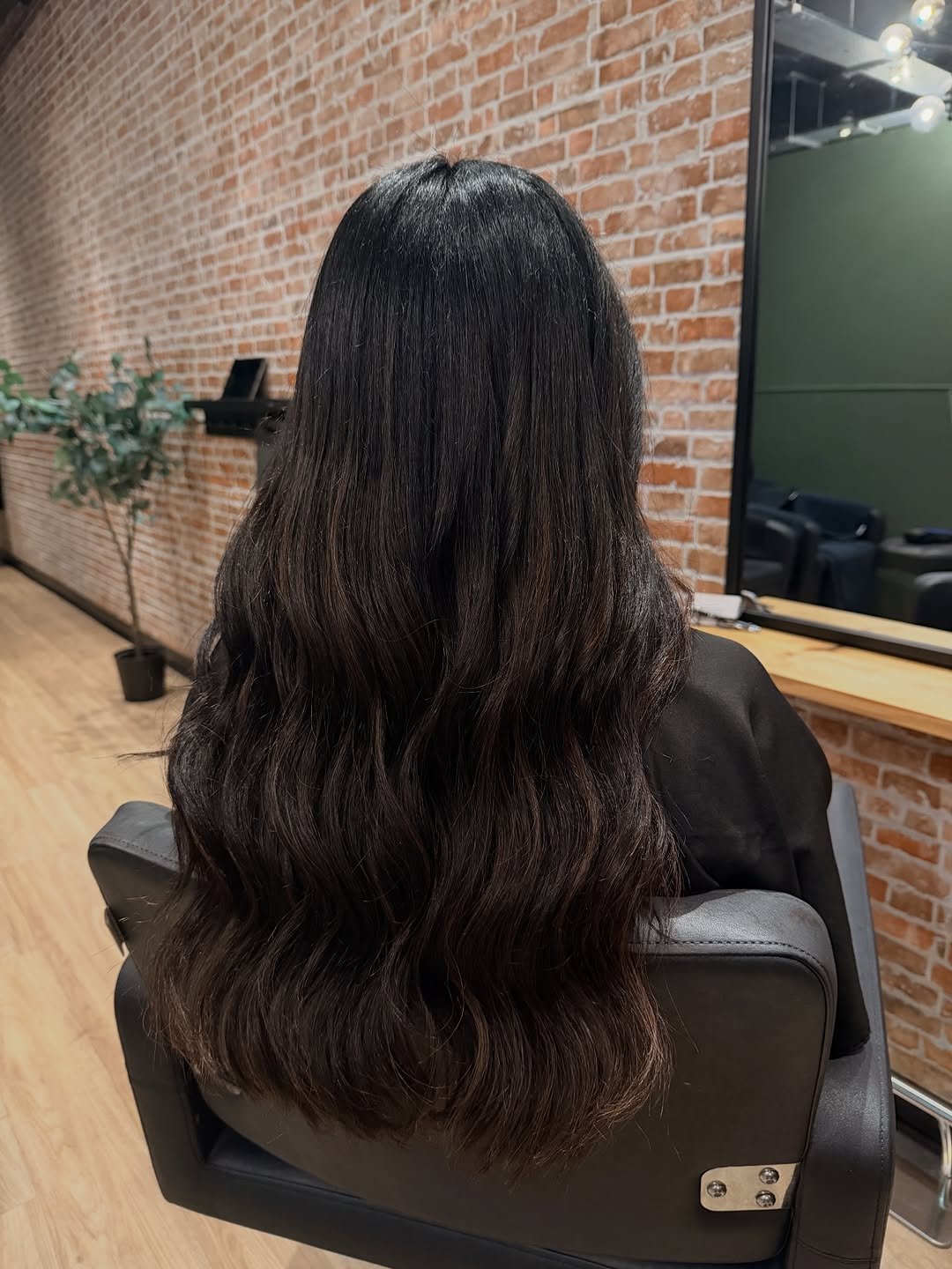 Photo shared by Holly Trueman on February 06, 2026 tagging @wellahair, @colorwowhair, @hayleyyys_, @wellahairuki, @wellaprofessionalsuki, and @reyou_newport. May be an image of one or more people, long hair and text.