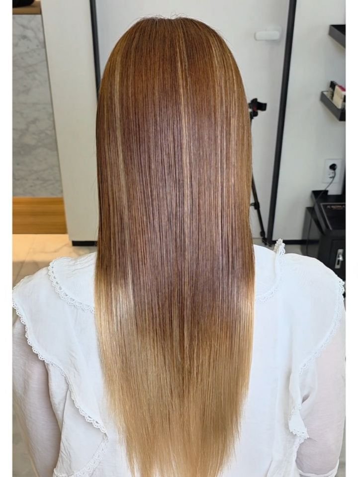hairmaster_kim 게시물 이미지: 늘어나는 탈색모발 (탈색5번이상)
같은 모발이라도, 프레스 온도는 전혀 다른 반응을...