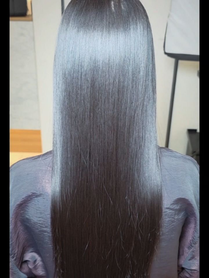 hairmaster_kim 게시물 이미지: 일주일 전 매직을 했는데 중간이 늘어나고 탄 모발입니다. 머리가 타고 녹아서...