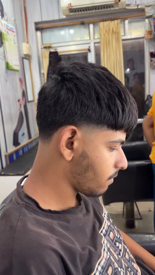 hairstylergulbahar 게시물 이미지: Taper Fade 🔥
.
Follow:- @hairstylergulbahar...