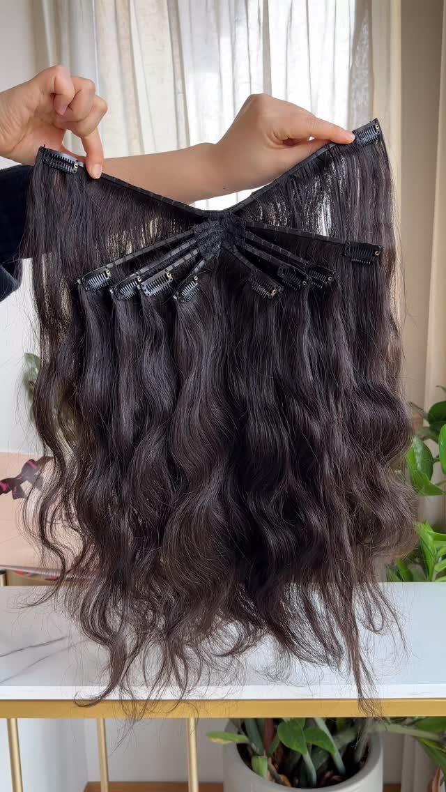hairtopperfactory 게시물 이미지: Octopus clip in , natural black color 18 inch...