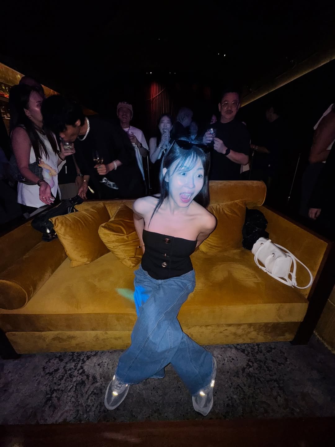 Photo by 하지원 on January 24, 2026. May be an image of fishnet stockings, night and text.